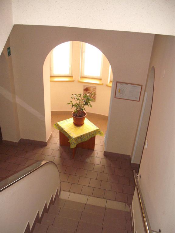 Hotel Forman Mladá Boleslav エクステリア 写真