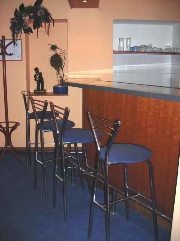 Hotel Forman Mladá Boleslav エクステリア 写真